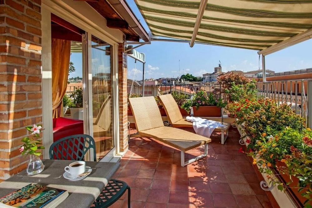 Hotel Regno Roma Exterior foto