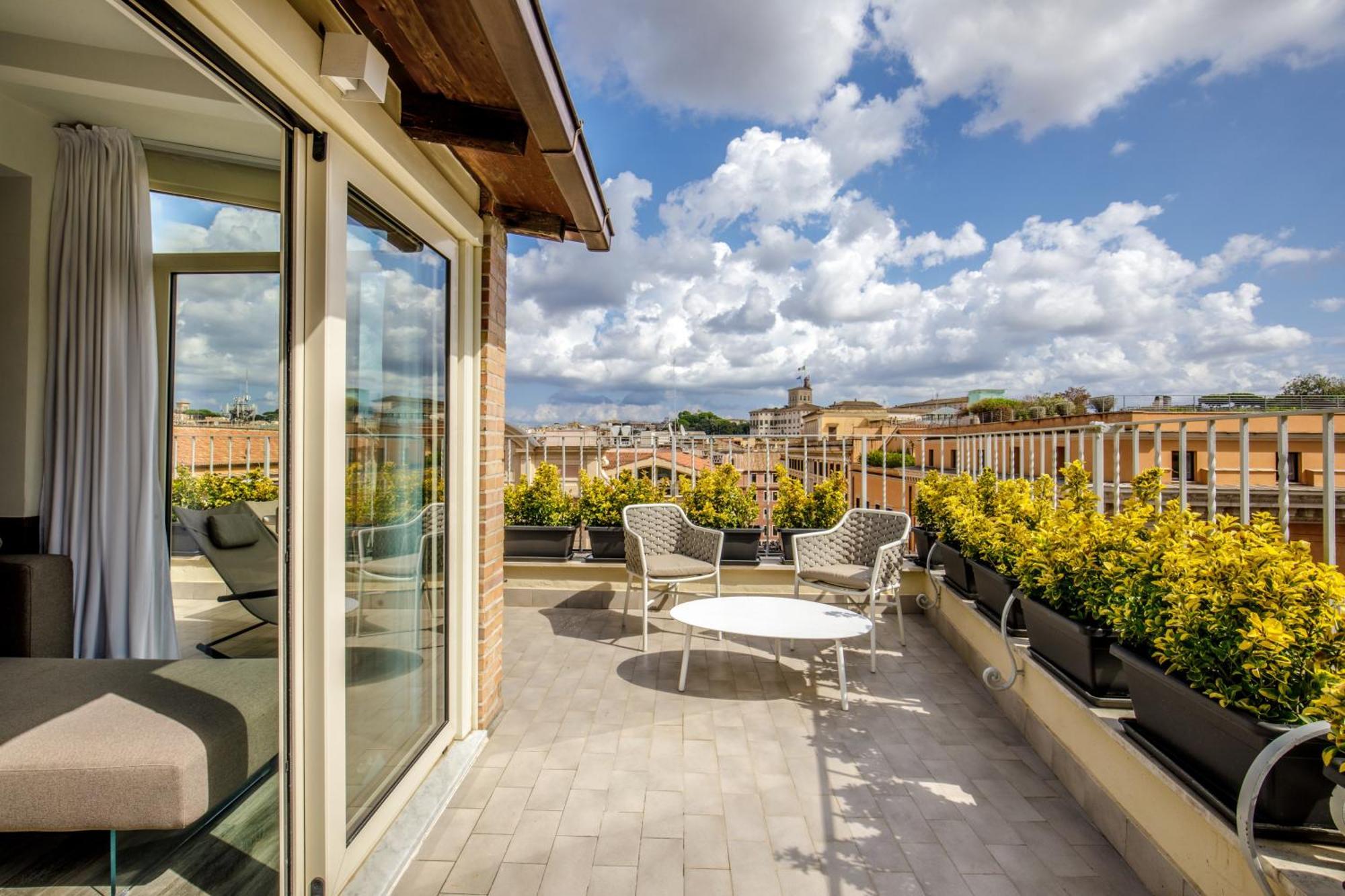 Hotel Regno Roma Exterior foto