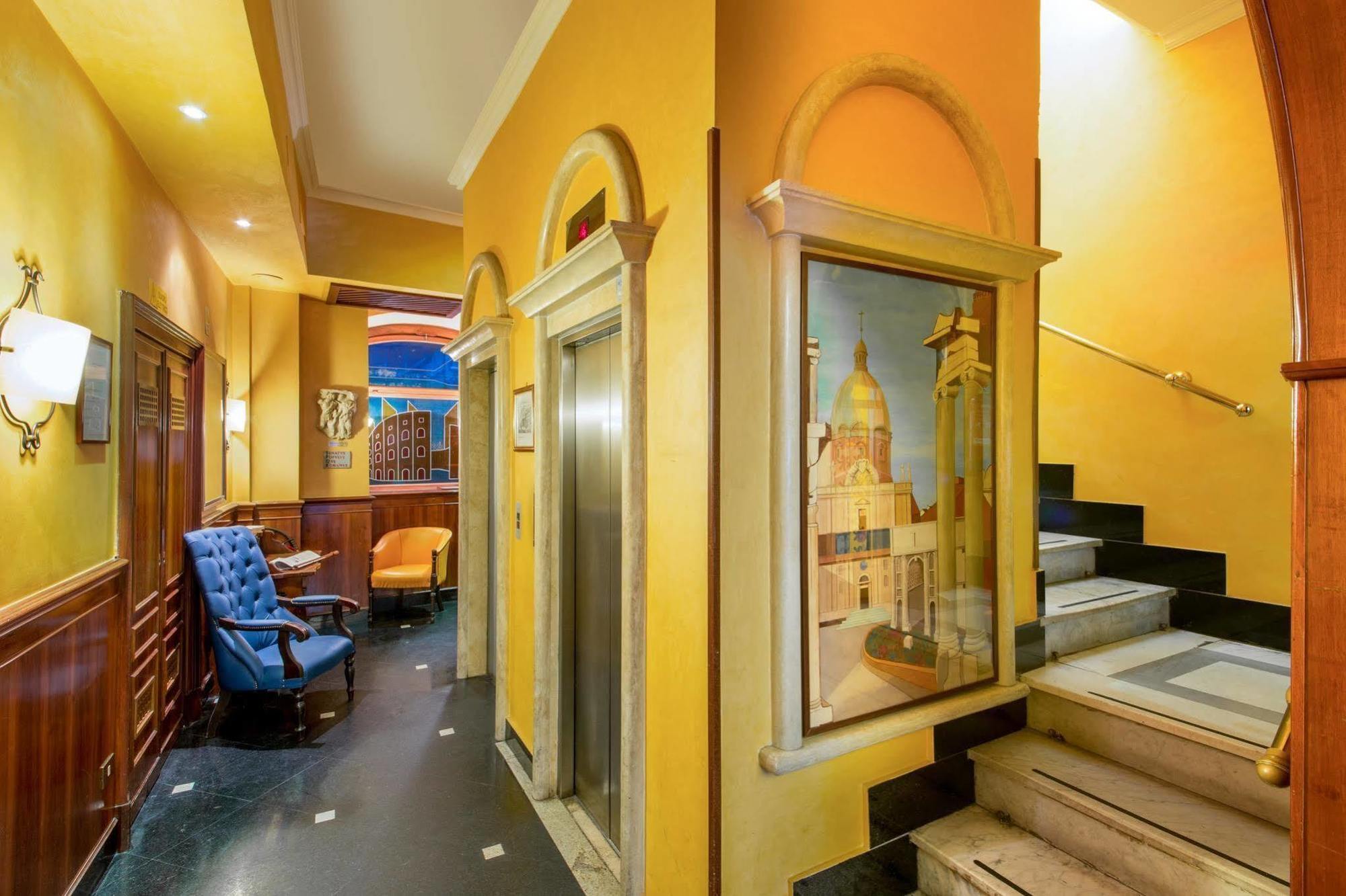 Hotel Regno Roma Exterior foto